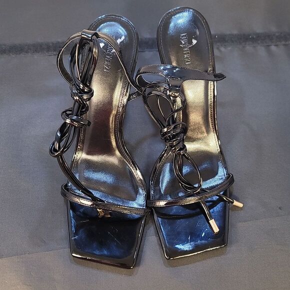 BRAND NEW FOREVER 21 SQUARE TOE LACE UP HEEL SANDAL - Picture 2 of 14